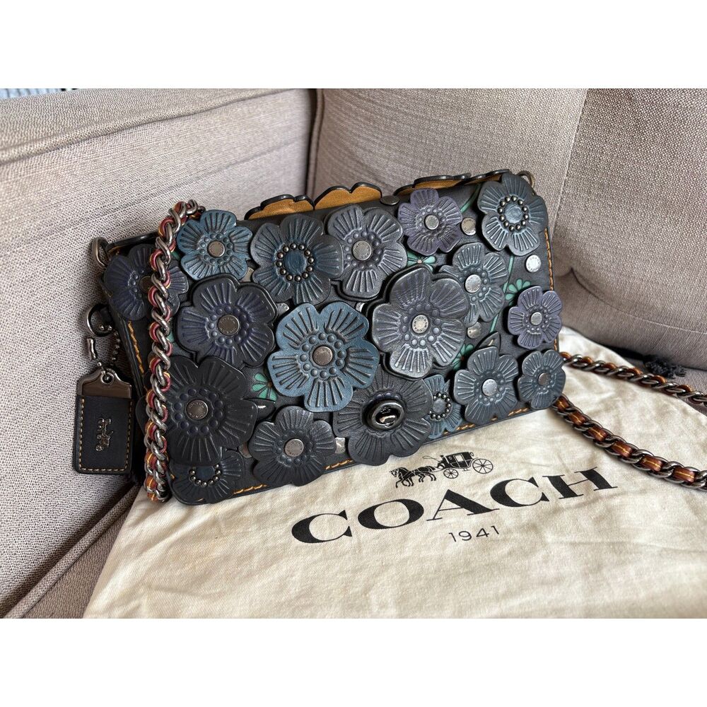 Coach 1941 Dinky W/ Tea Roses Crossbody Bag Floral Leather Appliqué 20215